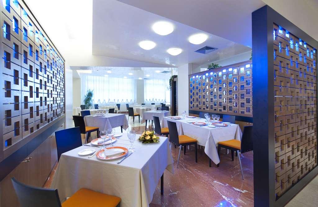 Park Hotel Centro Congressi Потенца Ресторан фото