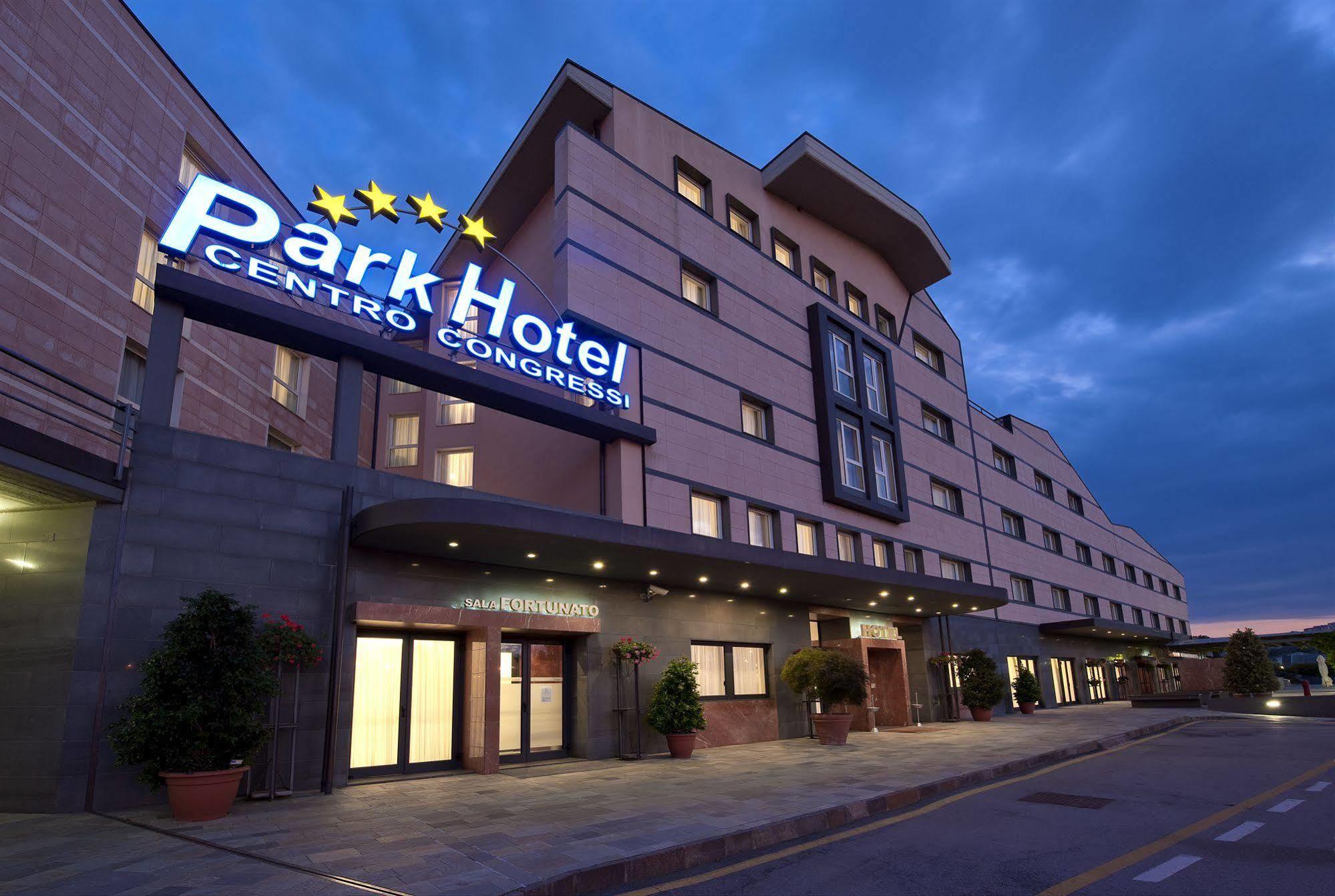 Park Hotel Centro Congressi Потенца Екстер'єр фото